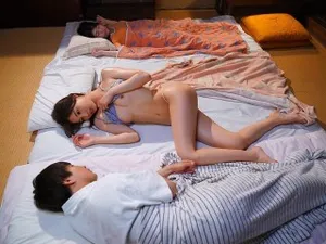Bố ông chồng dâm dê cùng cô người tình của con trai thiếu thốn tình dục